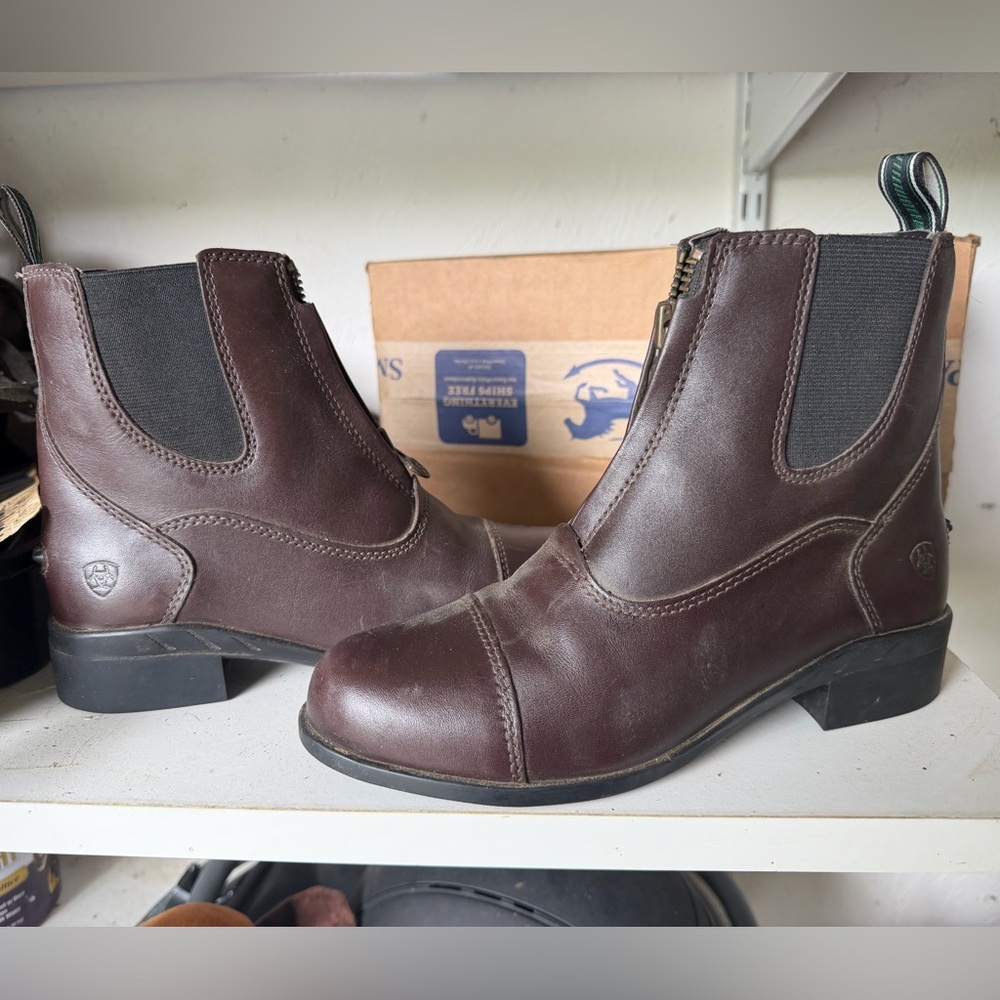 Ariat Brown Leather Paddock Boots - Kids size 3